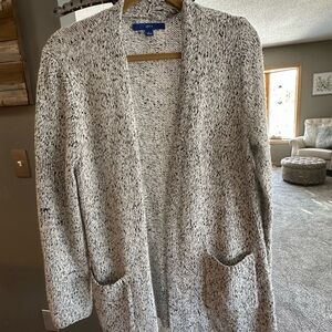 Apt. 9 Women's Black and White Cardigan